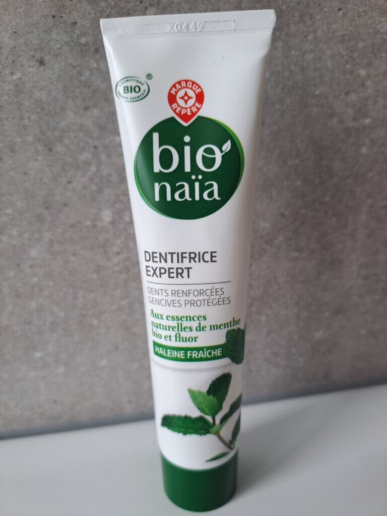 bio-naia-dentifrice-menthe-bio-fluor-1